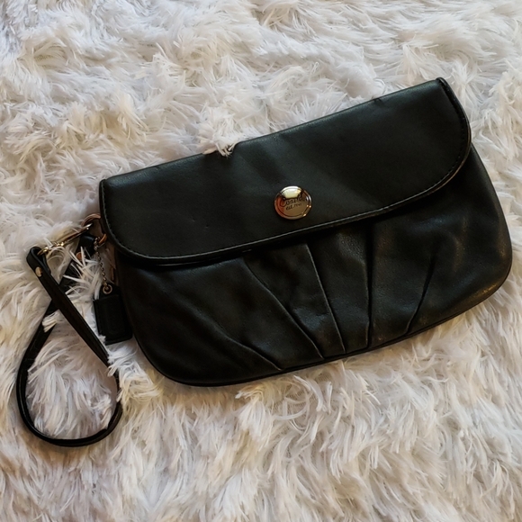 Coach Black leather wristlet - Picture 2 of 4
